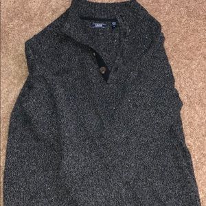 Izod sweater